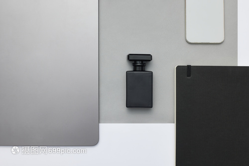 灰度美學(xué) 電子產(chǎn)品與家居用品的和諧共生